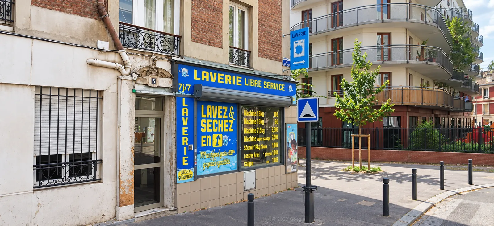 Façade de la laverie, 16 Rue Parmentier